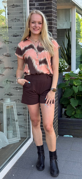 Travel Short Posie Chocolate | &Co Woman