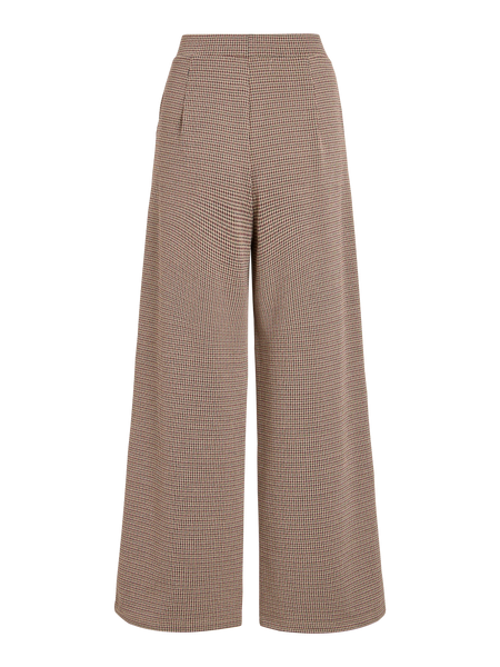 Broek Vichekka | Vila
