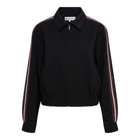 Jack Faith | &Co Woman