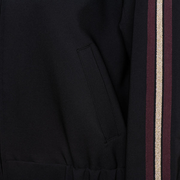 Jack Faith | &Co Woman