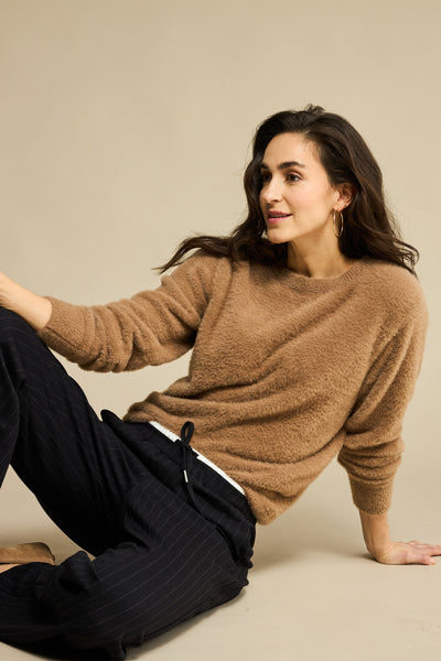 Trui Fluffy Brown | Red Button