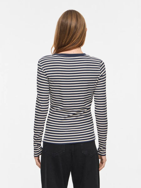 Top Viavera Navy | Vila
